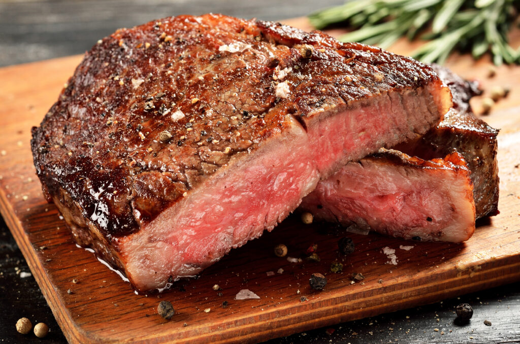 how much protein in steak